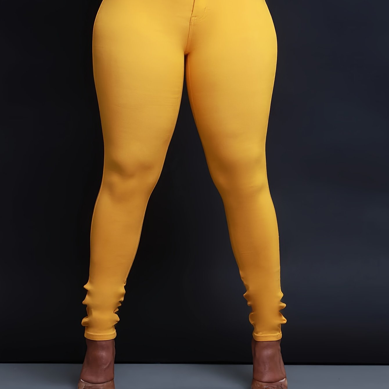 Stylish High-Waist Skinny Fit Jeans - Women Jeans - Stretch Denim, Casual, Versatile, Zipper Button Closure, Comfortable, Flattering Silhouette, Perfect for Daily Wear