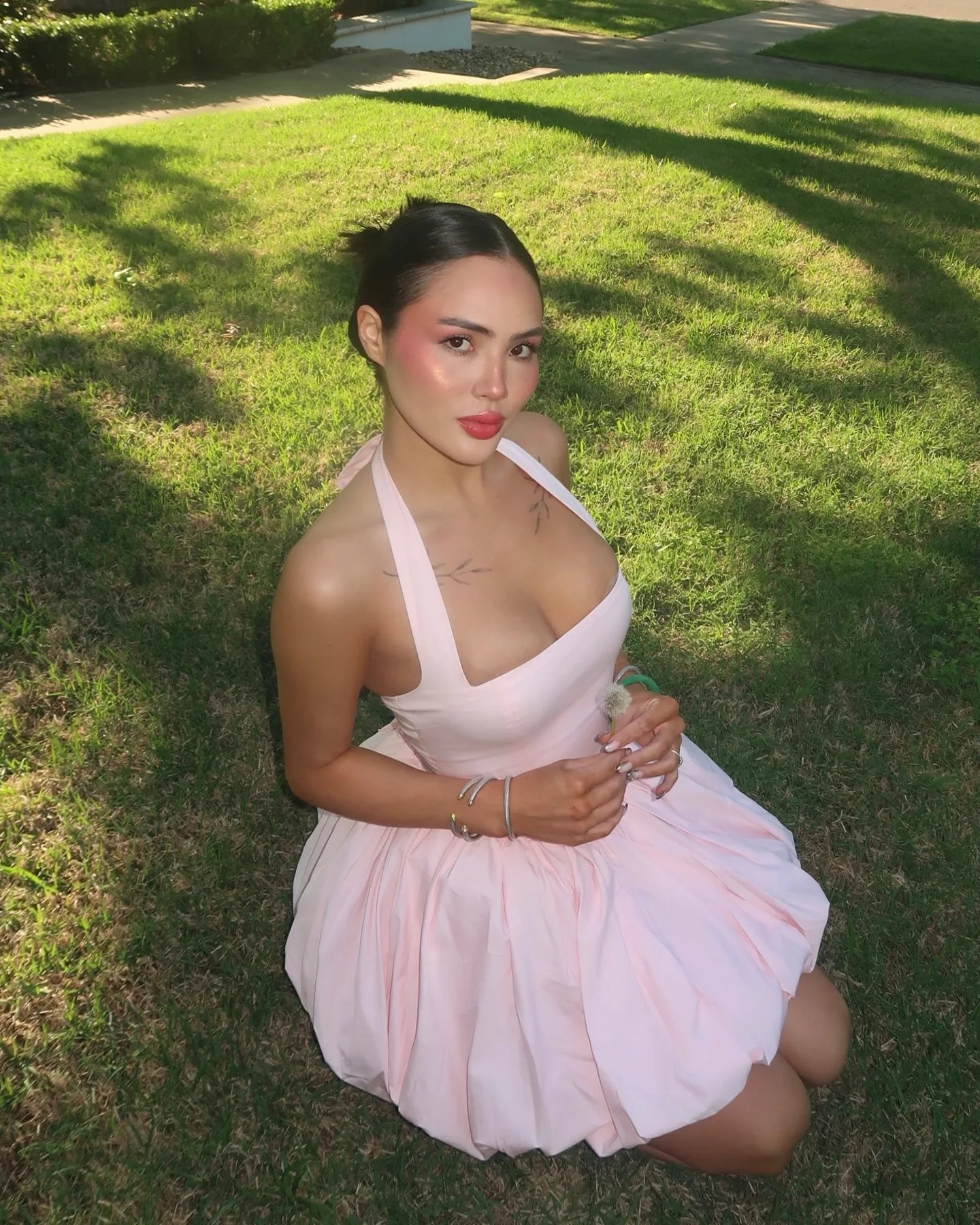 Elegant Pink Halter Pleated Mini Dress Women Lace-up Backless Off Shoulder Puff Hem A-line Short Gowns Summer Lady Party Robe
