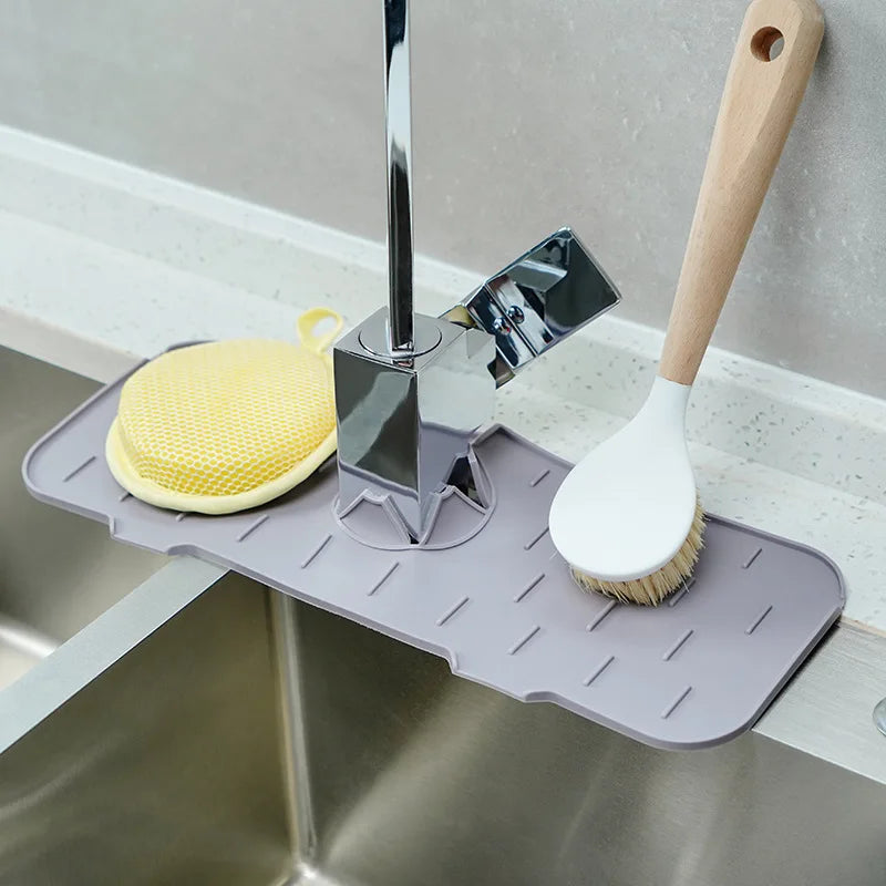 Faucet Absorbent Mat Silicon Kitchen Sink Splash Guard Drain Pad Water Splash Catcher Mats Countertom Countertop Protect Gadgets