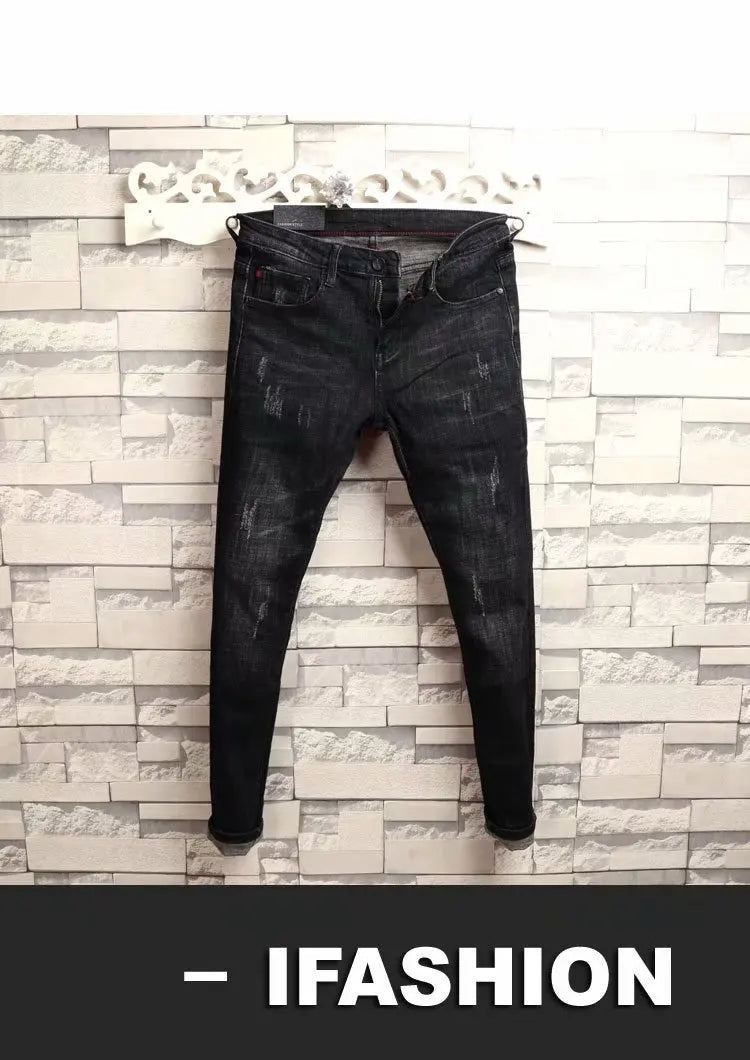 Man's Summer New Elastic Slim Fit Korean Spirit Guy Leggings Skinny Black Denim Jeans Casual Men Designer Ripped Pants