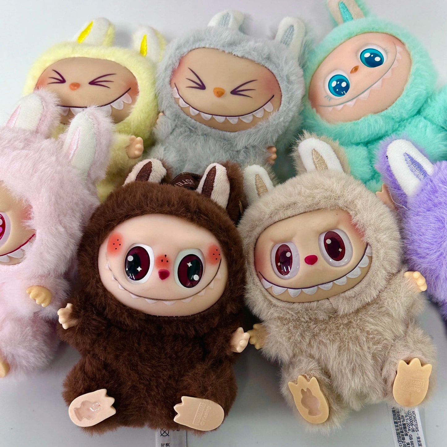 NICE  Macaron 2nd Generation Monster Labu Sitting PVC Labu Doll Series Surprise Holiday Gift
