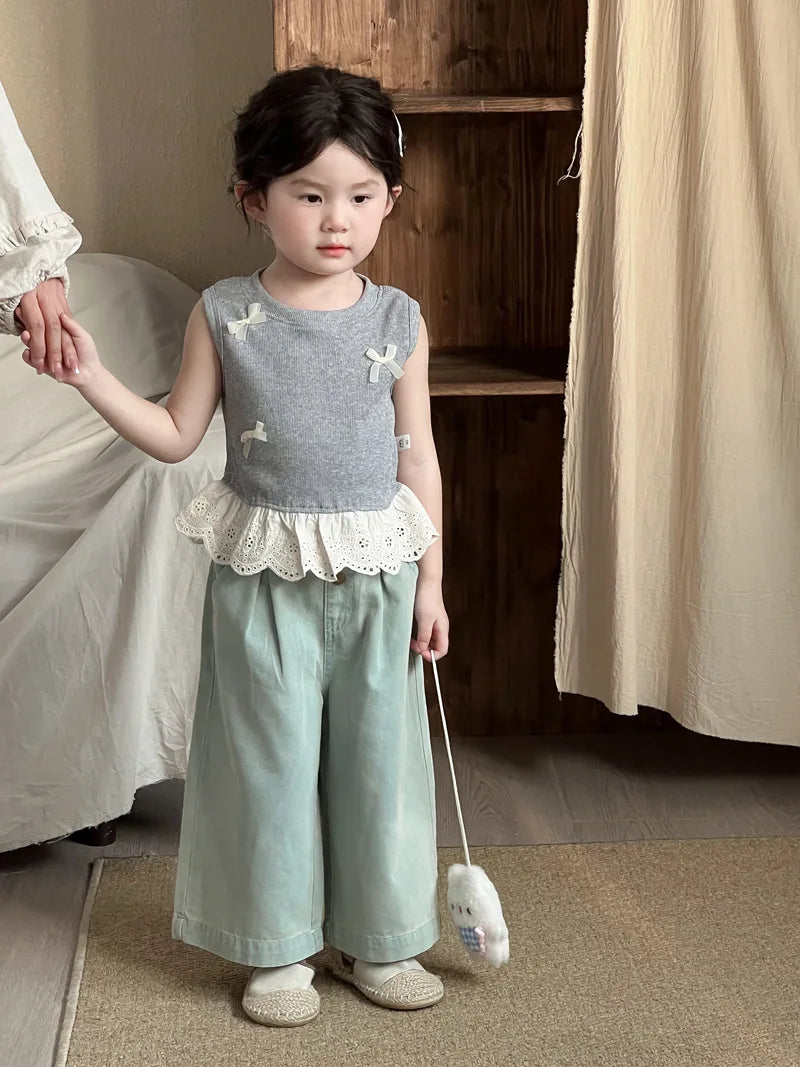 Children Clothes Girl 1-8 Y Baby Girls Clothes Cotton Sleeveless Top with Bowknot and Lace Trim Soft and Cute for Daily Wear